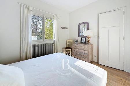 BASCO-LANDAISE RÉNOVÉE DANS UNE RUE CALME AUX ABATILLES À ARCACHON