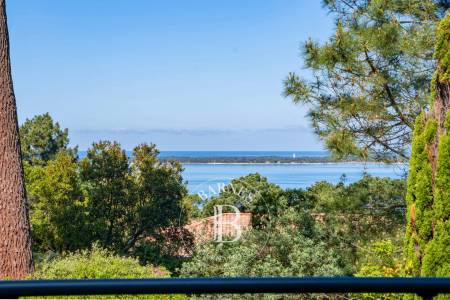 MAISON À RÉNOVER – MAGNIFIQUE VUE BASSIN, PYLA-SUR-MER
