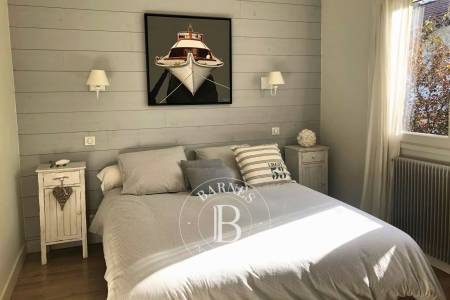 BASCO-LANDAISE RÉNOVÉE DANS UNE RUE CALME AUX ABATILLES À ARCACHON