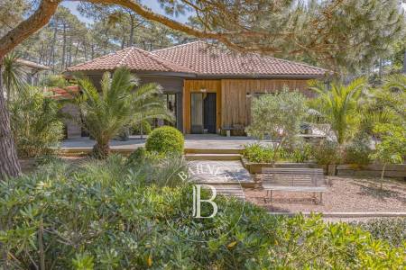 propriété avec aménagement paysager soigné Arcachon