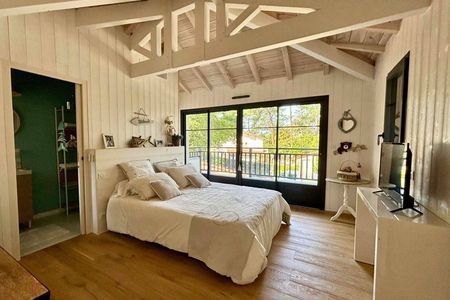 VILLA NEUVE D'EXCEPTION AUX ABATILLES AVEC PISCINE ET JACUZZI