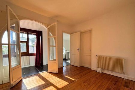 VILLA AVEC JARDIN À DEUX PAS DE LA PLAGE PEREIRE