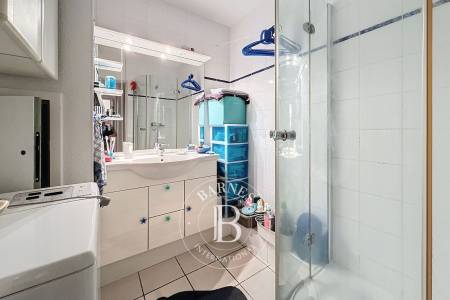APPARTEMENT DE 51 M² EN PREMIÈRE LIGNE, VUE BASSIN, SITUÉ AU MOULLEAU