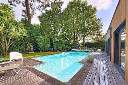 PROPRIÉTÉ CONTEMPORAINE AVEC PISCINE ET STUDIO INDÉPENDANT – LÈGE CAP FERRET