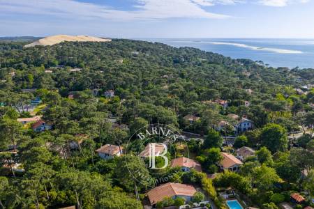 MAISON FAMILIALE AU PYLA-SUR-MER AVEC JARDIN ET ACCÈS RAPIDE AU BASSIN