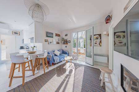 pièce de vie avec véranda lumineuse Arcachon