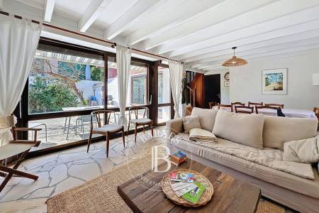 MAISON DE 92 M² AVEC TERRASSE PLEIN SUD ET 4 CHAMBRES À PROXIMITÉ DU VILLAGE DE L’HERBE