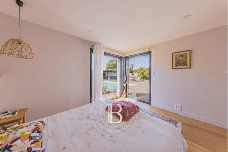 villa avec cave à vin intégrée à Arcachon