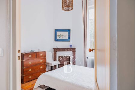 6. Dépendance avec jacuzzi et chambre en mezzanine à Pyla-sur-Mer.