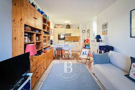 APPARTEMENT DE 51 M² EN PREMIÈRE LIGNE, VUE BASSIN, SITUÉ AU MOULLEAU