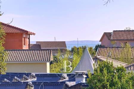 VILLA NEUVE AVEC JARDIN, À QUELQUES PAS DES PLAGES DU MAURET À ANDERNOS