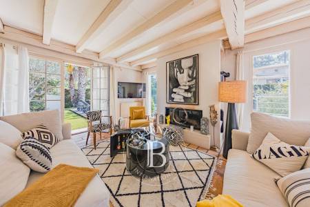 MAGNIFIQUE VILLA AVEC PISCINE ET 6 CHAMBRES , PYLA-SUR-MER