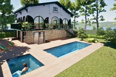 VILLA NÉO-BASQUE À RÉNOVER, EN PLEIN CENTRE DU CAP FERRET