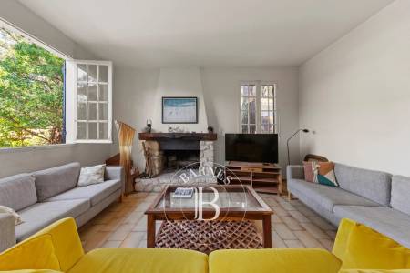 VILLA BASCO-LANDAISE DE CARACTÈRE AU CERCLE DE VOILE AU PYLA-SUR-MER