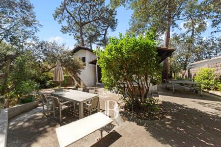 VILLA BASCO-LANDAISE DE CARACTÈRE AU CERCLE DE VOILE AU PYLA-SUR-MER