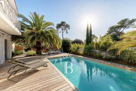 belle villa pyla-sur-mer avec piscine et jardin arboré barnes bassin d’arcachon