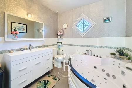 MAISON CONTEMPORAINE DE 134 M² À LA TESTE DE BUCH