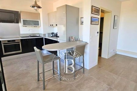 VENTE APPARTEMENT DE 2 PICES AVEC BALCON