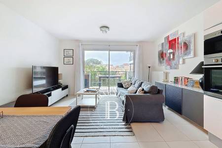 APPARTEMENT 3 PIÈCES AU CALME DANS RÉSIDENCE RÉCENTE À ARCACHON CENTRE