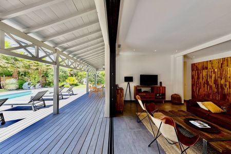 VILLA A VENDRE PROCHE CERCLE DE VOILE LE MOULLEAU