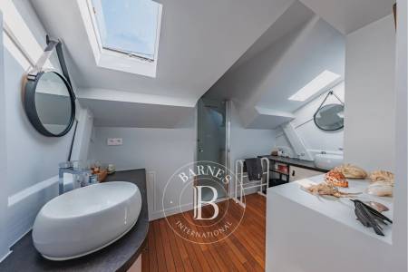 Terrain clos et paysagé de 800 m² avec arrosage automatique – Arcachon