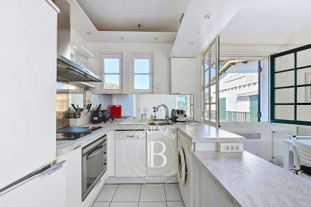 appartement lumineux Cap Ferret centre immobilier de luxe Barnes