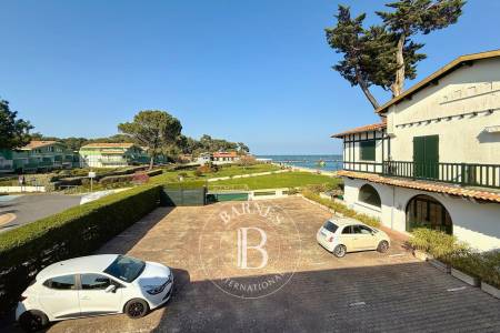 immobilier de luxe Cap Ferret vue mer parking privatif Barnes