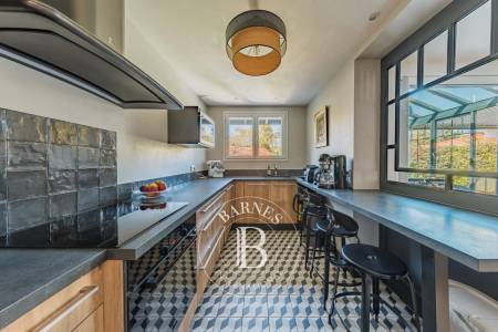 Salon de musique élégant dans maison de charme – Arcachon