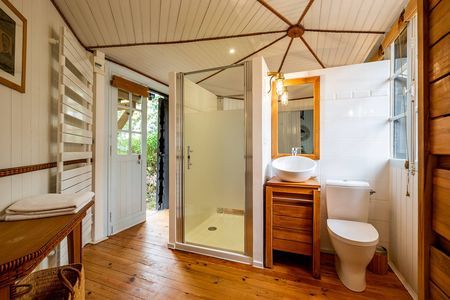 A VENDRE VILLA STYLE CABANE DE RÉSINIER LACANAU LAC