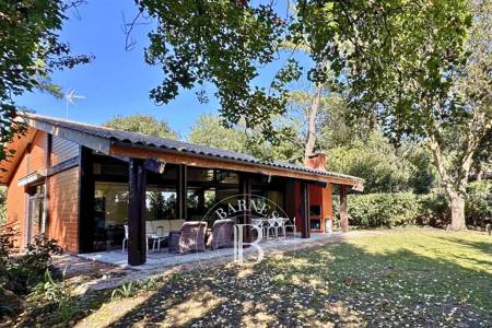 VILLA D’ARCHITECTE EN SECONDE LIGNE À LÈGE-CAP FERRET