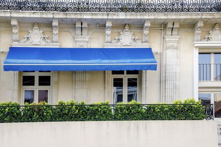 A VENDRE BEL APPARTEMENT AU GRAND HOTEL SUR MER ARCACHON