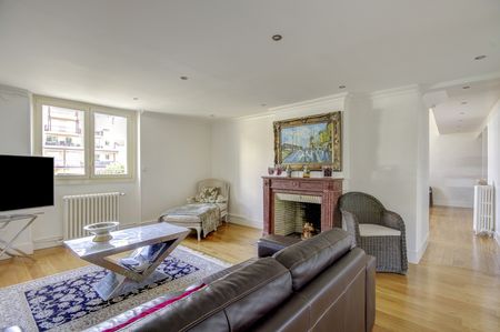 BARNES ARCACHON GRAND HOTEL VEND UN MAGNIFIQUE APPARTEMENT AU COEUR DU GRAND HOTEL D'ARCACHON