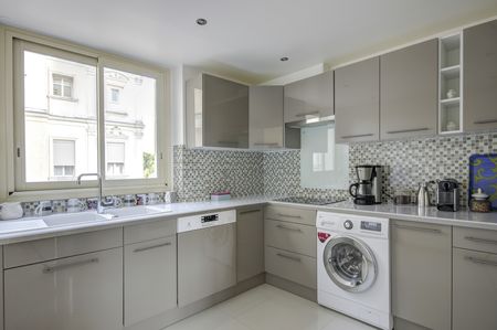 BEL APPARTEMENT À VENDRE ARCACHON CENTRE VILLE