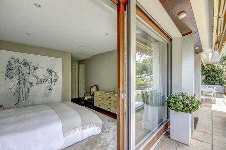 VUE MER ET ACCÈS PLAGE DEPUIS CE TRES BEL APPARTEMENT EN VENTE BARNES BASSIN D'ARCACHON