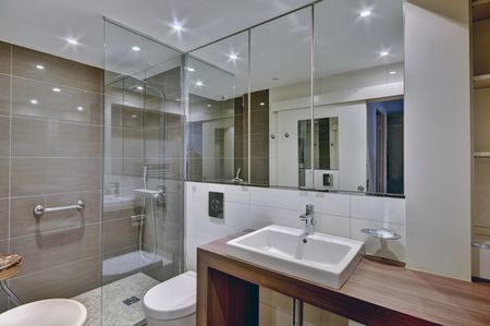 A VENDR ARCACHON GRAND APPARTEMENT AVEC ETRRASSE BORD DE MER