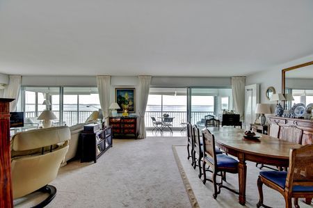 A VENDRE ARCACHON APPARTEMENT AVEC TERRASSE VUE PANORAMIQUE SUR LA MER