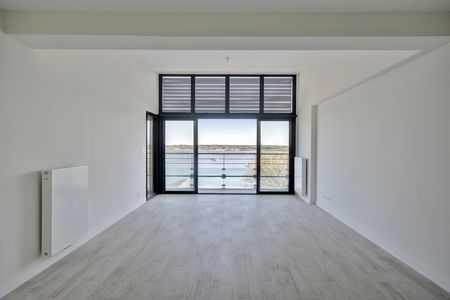 A VENDRE PROCHE PORT DE PLAISANCE APPAREMENT NEUF VUE MER