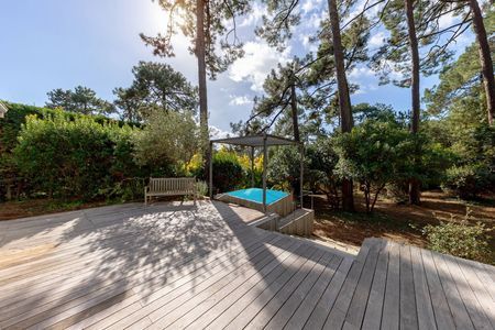 JOLIE VILLA AVEC JACUZZI ET TERRAIN PISCINABLE A VENDRE LE CANON CAP FERRET