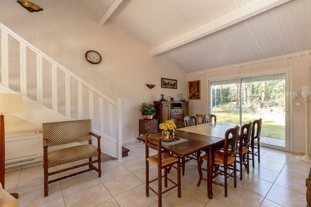 VILLA AVEC PISCINE 5 CHAMBRES GARAGE A VENDRE LA TESTE 33260