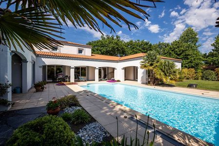 PROPRIÉTÉ A VENDRE GUJAN MESTRAS