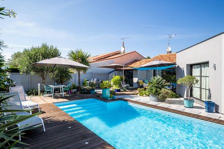 A VENDRE LA TESTE VILLA DE PLAIN PIED AVEC PISCINE