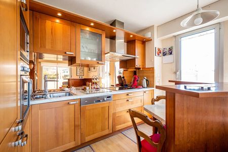 APPARTEMENT FACE AU PORT A VENDRE ARCACHON