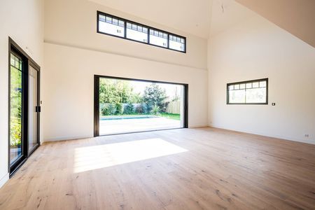 BELLE VILLA NEUVE AVEC PISCINE CENTRE VILLE LA TESTE