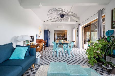 VILLA EN BOIS AVEC STUDIO INDÉPENDANT A VENDRE GUJAN MESTRAS 33470