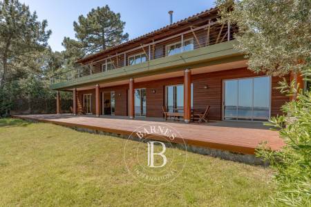 villa contemporaine accès direct à la plage Cap Ferret Barnes agence immobilière