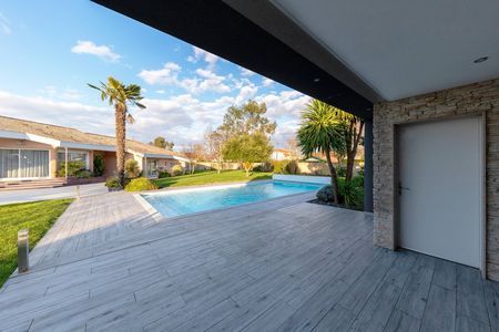 A VENDRE SECTEUR CAZAUX VILLA DE PLAIN PIED SUR GRANDE PARCELLE