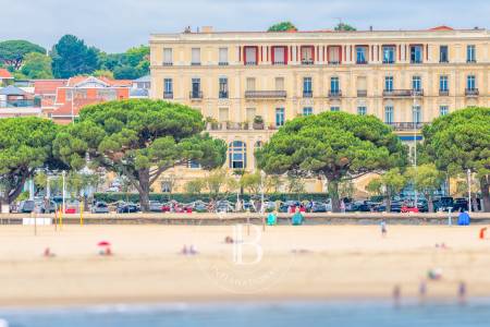 MAJESTUEUX APPARTEMENT EN 1ÈRE LIGNE, GRAND HÔTEL D'ARCACHON