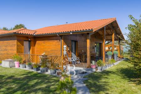 MAISON CONTEMPORAINE AVEC GRANGE RÉNOVÉE À BISCARROSSE