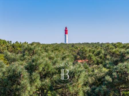 VILLA FAMILIALE À RÉNOVER DANS LE TRIANGLE D'OR AU CAP FERRET