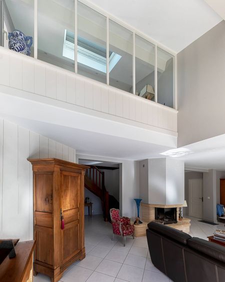 VILLA DE 8 PIECES AVEC GRAND BUREAU A VENDRE PYLA SUR MER